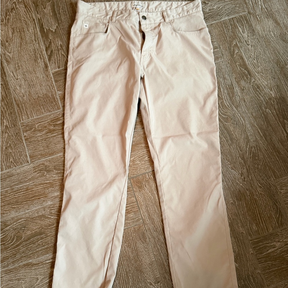 Peter Millar Slim Straight Chinos in Light Khaki
